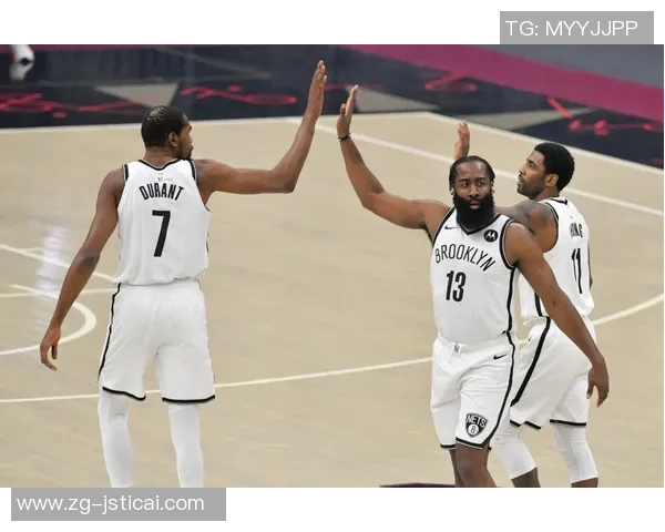 库里三分球总数超4000成历史第一人再创辉煌成就