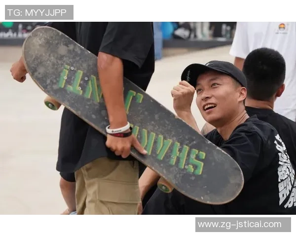 广州滑板队逆袭之路揭秘精英赛背后的奋斗与荣耀 广州滑板队逆袭之路揭秘精英赛背后的奋斗与荣耀